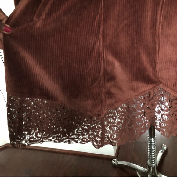 Burgundy Lace Trim Hem Soft Corduroy Dress Coat Sz M - Picture 6 of 8